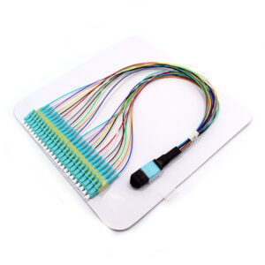 Om3 24f Mtp® (male) Lc Fan Out 0.9mm 30cm Cables