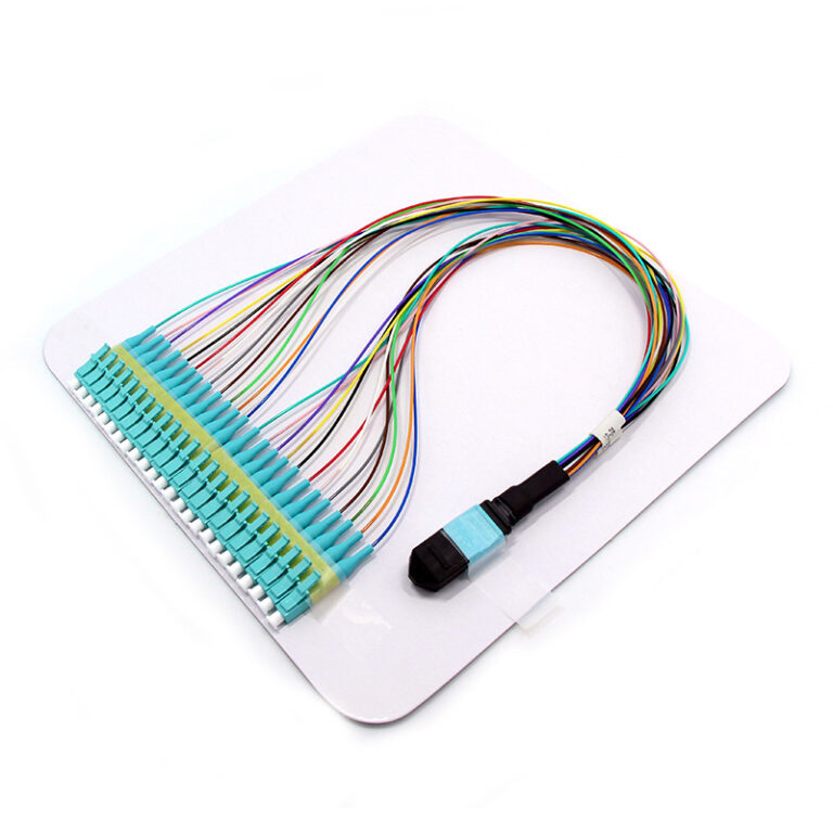 Om3 24f Mtp® (male) Lc Fan Out 0.9mm 30cm Cables